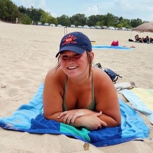 Meet your Posher, Molly